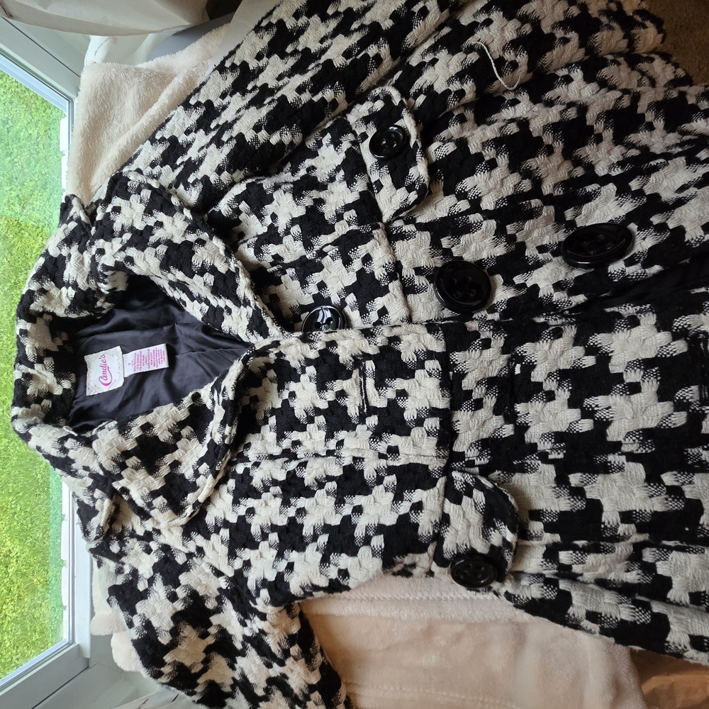 Candie's Houndstooth Pea Coat with Bold Houndstooth Pattern